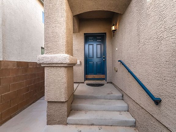 2nd image of 10667 Mann St