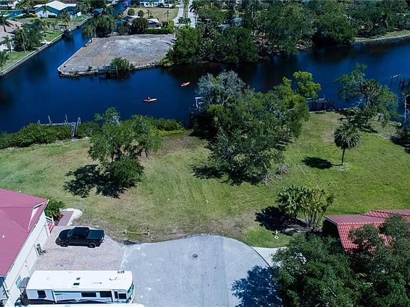 3rd image of 27200 High Seas Ln