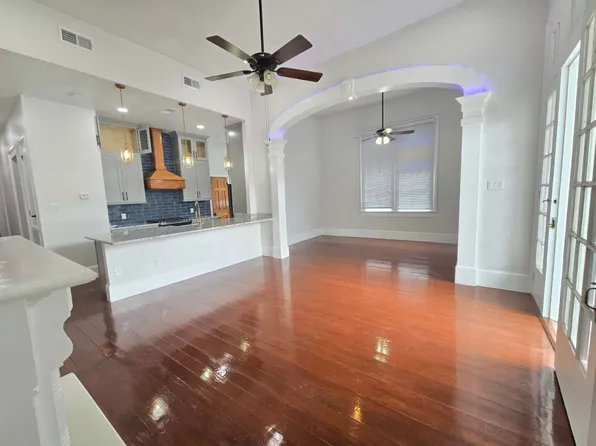 1619 Marengo St #1B, New Orleans, LA 70115