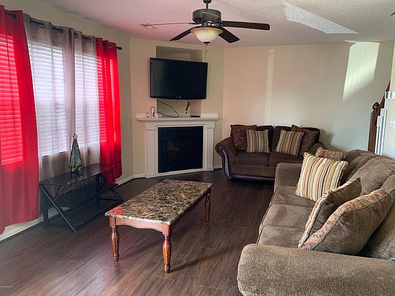 4th image of 3817 E Vancroft Circle #E1