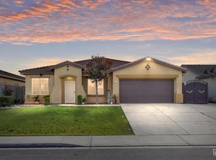 2313 Donnalynn St, Bakersfield, CA 93313