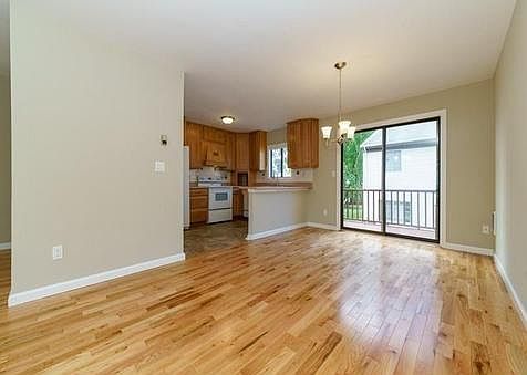 5th image of 5251 Mission Carmel Ln APT 103