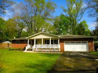 35 Delores Dr, Fort Oglethorpe, GA 30742