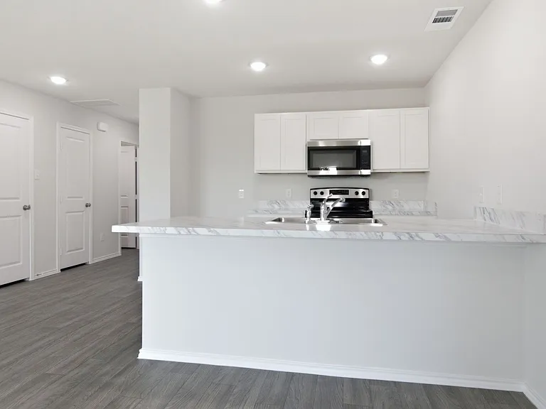 342 Azalea Trl — Photo 10