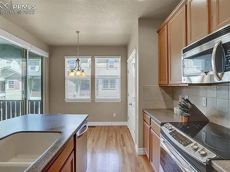 10618 Ouray Creek Point — Photo 15