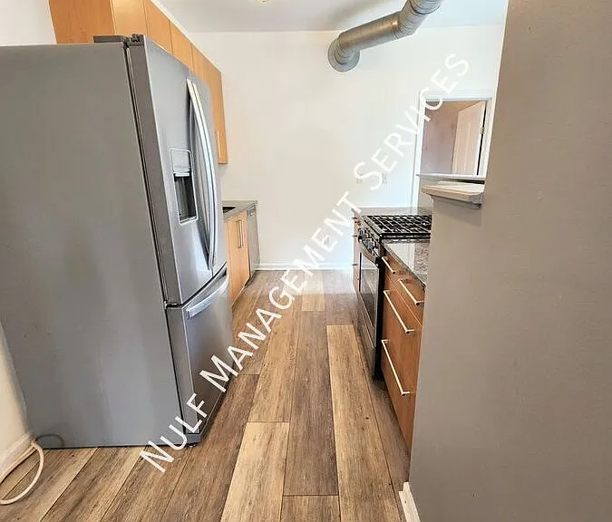 5326 Butler St #2 — Photo 2
