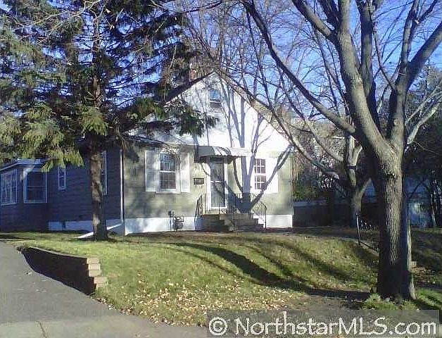 1st image of 906 Algonquin Ave