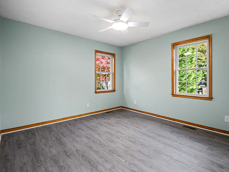 514 Highland Ave — Photo 21