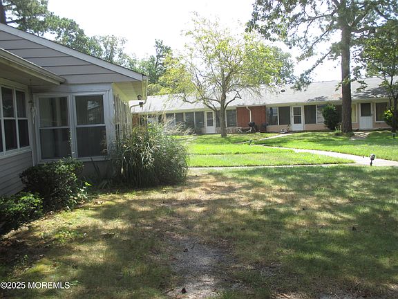 3rd image of 662A Plymouth Dr