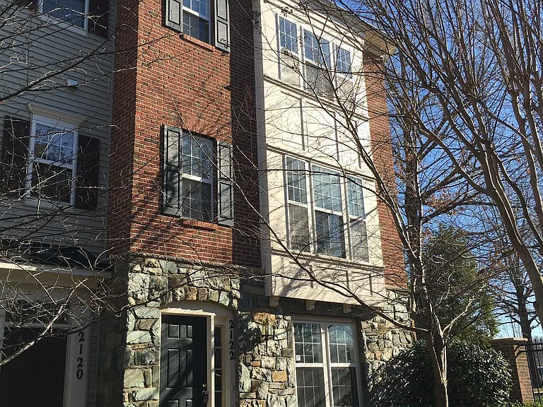 2122 Darcy Green Pl — Photo 1