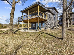 111 Big Bear Blvd, Hollister, MO 65672