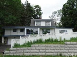 317 Noxon Rd, Poughkeepsie, NY 12603