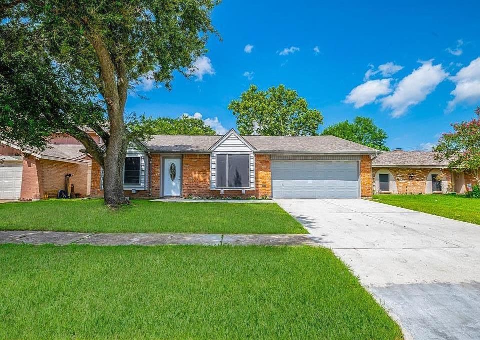 1st image of 10418 Townhall Ln