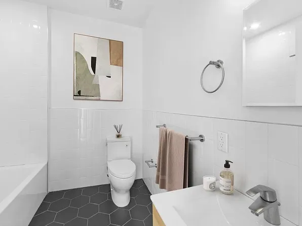 27 Saint Marks Place image 6 of 14