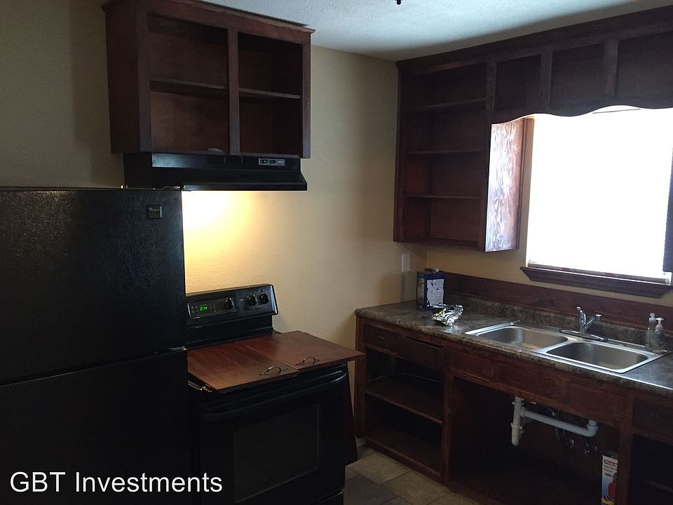 1st image of 903 S 19th St APT D