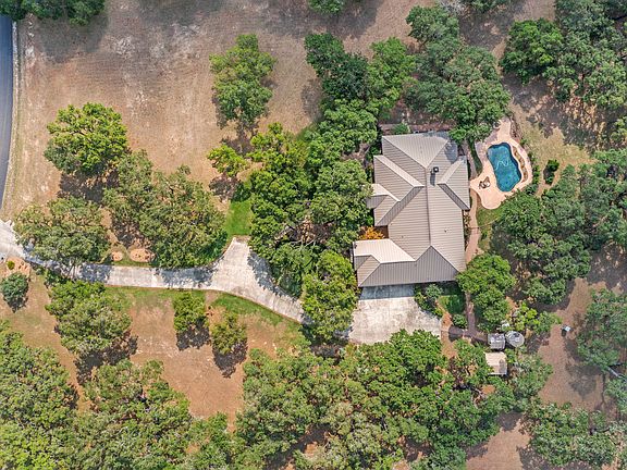5th image of 18 Olivia Cir