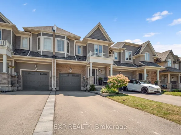 82 Dennis Dr, West Lincoln, ON L0R 2A0