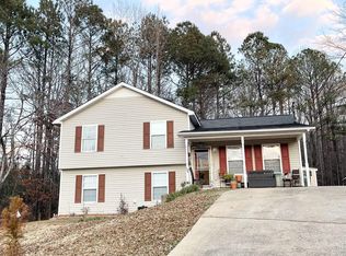 168 Pine Grove Ln, Lagrange, GA 30241