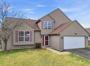 658 Anderson Dr, Lake In The Hills, IL 60156