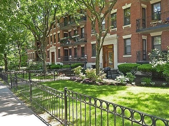 3rd image of 1758 Commonwealth Ave APT 12