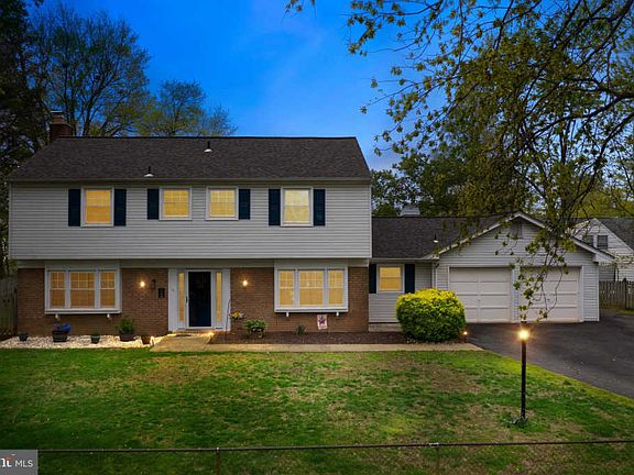 5th image of 13009 Maepine Ct