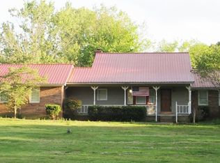32 Countrywood Dr, Paris, TN 38242