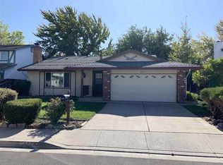 1657 Fieldcrest Dr, Sparks, NV 89434