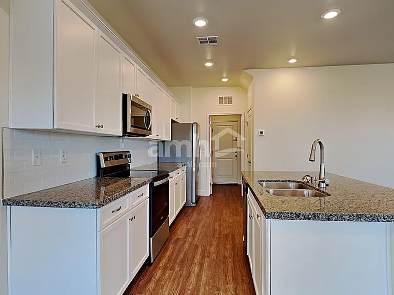 4754 Tree Swing St — Photo 3