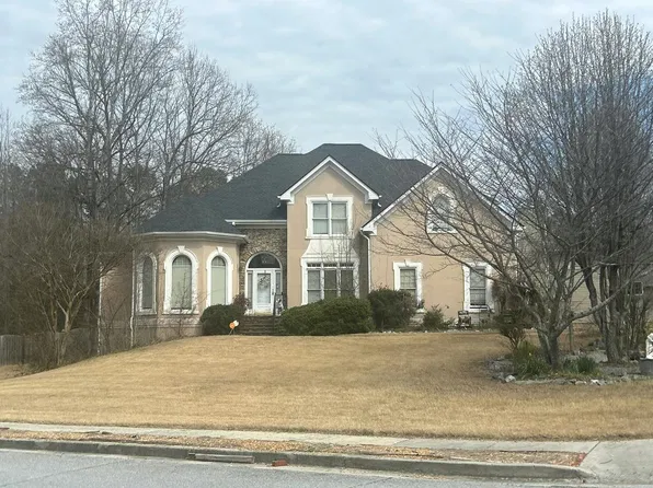 2725 Runnelwood Ln, Snellville, GA 30078