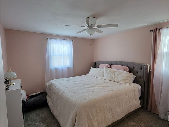 4th image of 6097 Rossland Cir