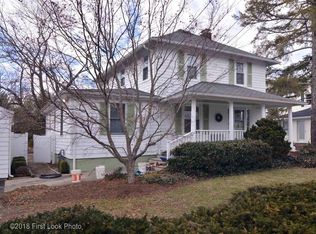 15 Middle St, Barrington, RI 02806