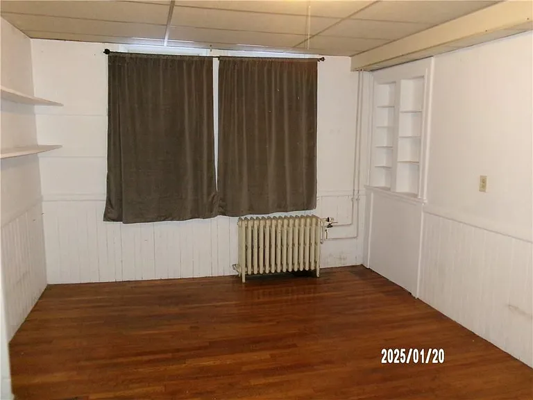 100 Bowen St #1W — Photo 9