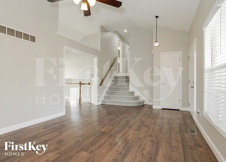 10501 NW 86th St — Photo 4