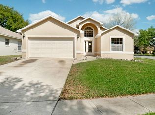 1910 Aquarius Ct, Oviedo, FL 32766