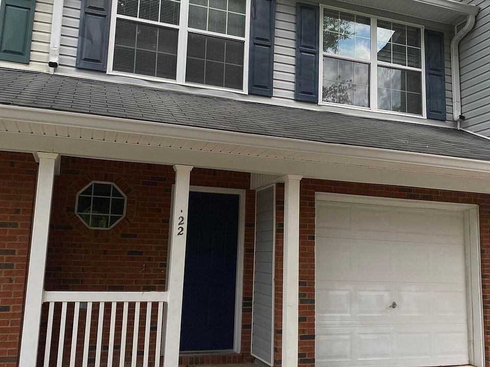1st image of 122 Swaying Pine Ct