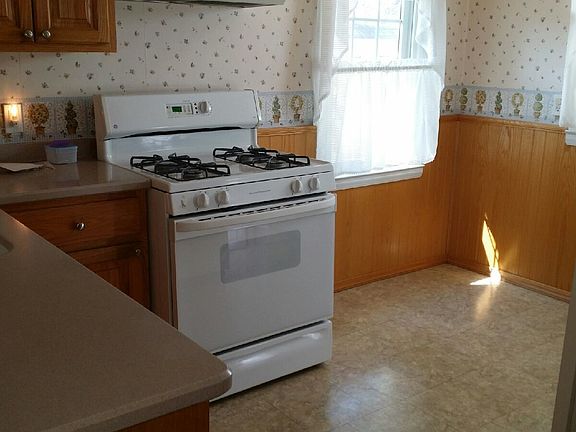 5th image of 14406 Corridon Ave