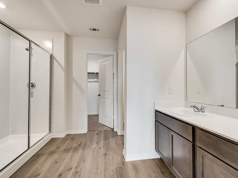 1131 Elijah Way — Photo 11