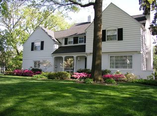 22326 Calverton Rd, Shaker Heights, OH 44122