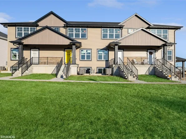 2434 Roycroft Aly, Marion, IA 52302