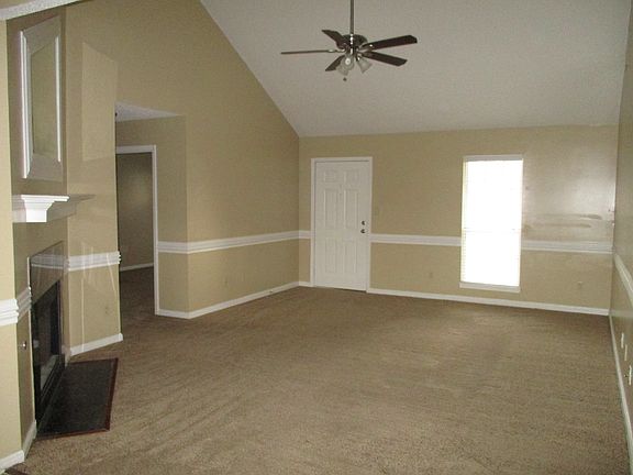 5th image of 6930 Black Oak Dr