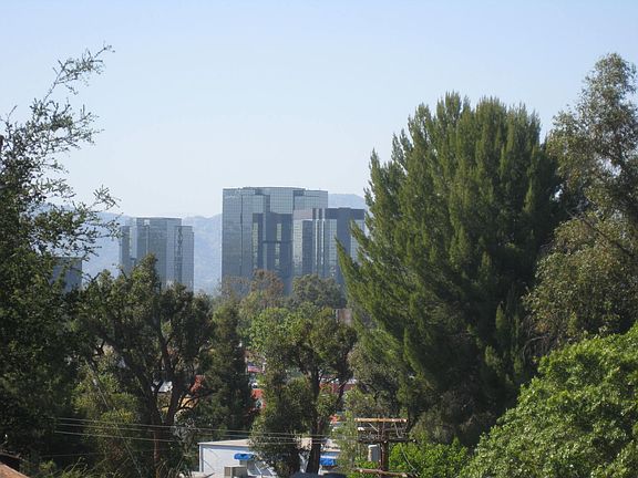 3rd image of 5271 Marmol Dr