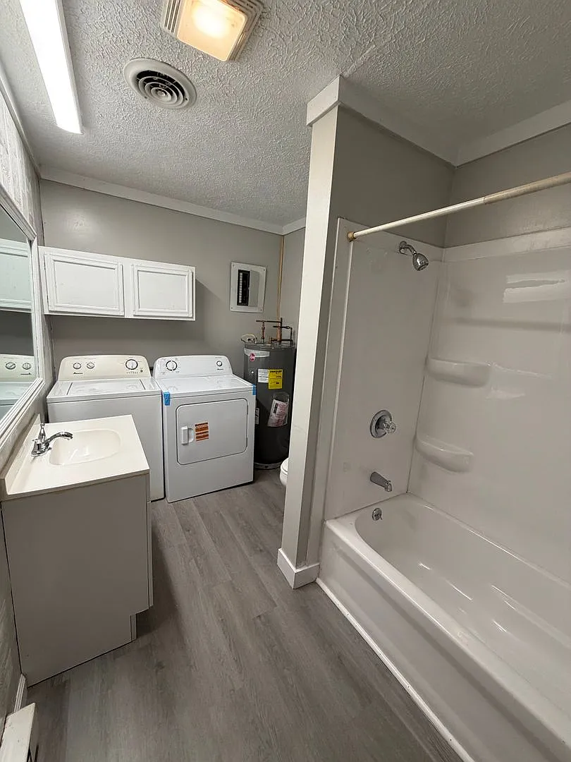 House For Rent — Photo 4
