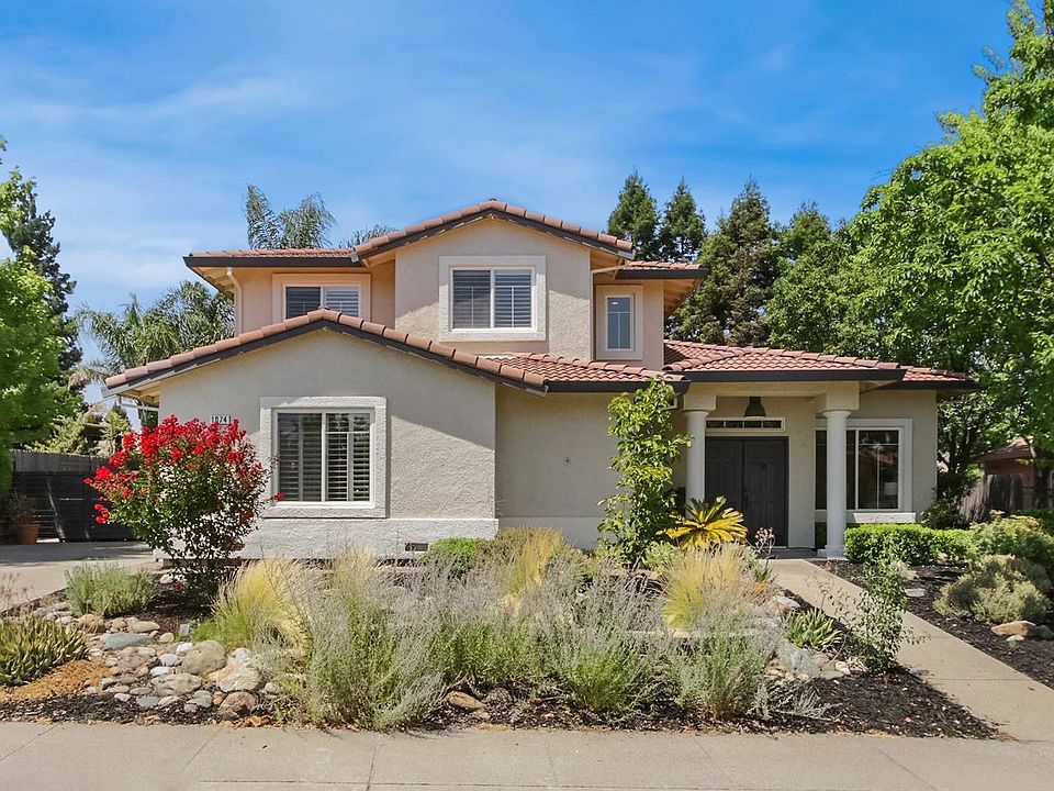 1st image of 1074 Pintail Cir