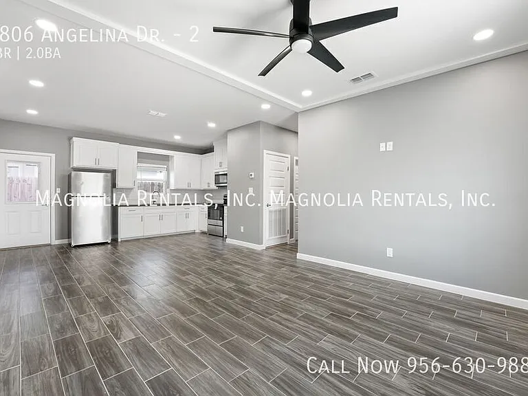 1806 Angelina Dr #2 — Photo 3