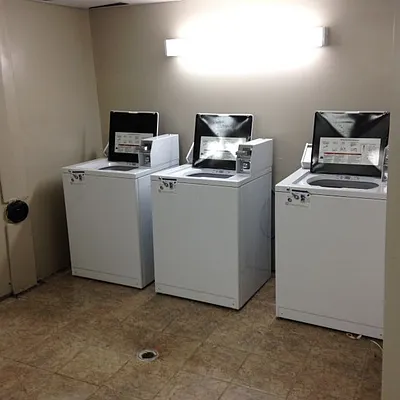 Rented by Barlavi Inc. | media 8