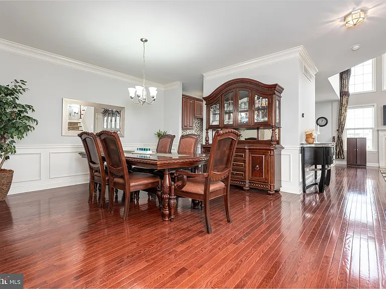 2604 Rockledge Ct — Photo 9