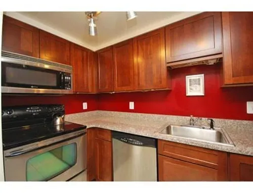 28 Symphony Rd #1A Photo 1