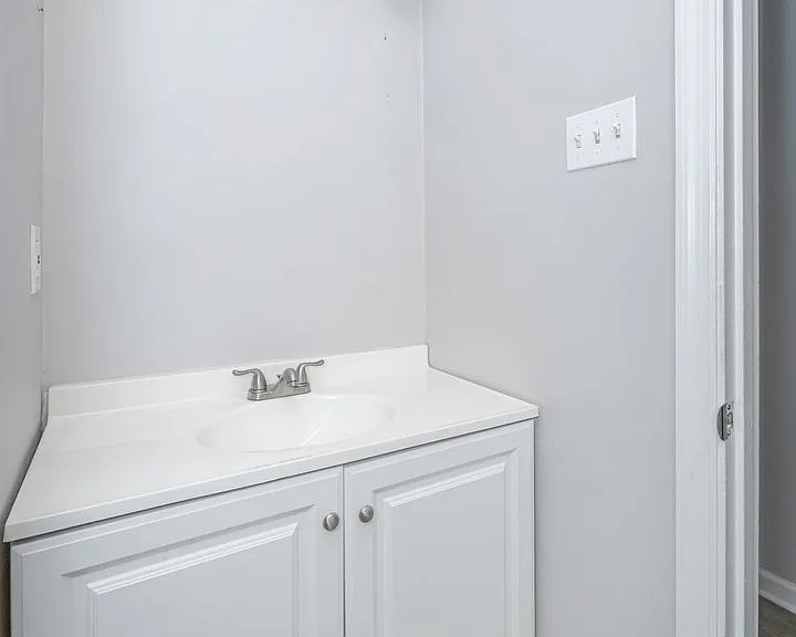 201 Audrey Cir — Photo 26