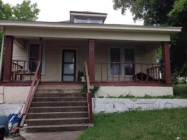 1st image of 207 Gatewood Ave
