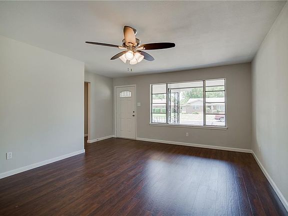 5th image of 151 Revere Dr